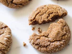 molassesspicecookies.jpeg